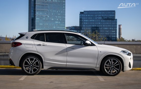BMW X2 xDrive20d M Sport A/T, 140kW, A8, 5d. / AJ NA SPLÁTKY / PROTIÚČET / 2019 bílá