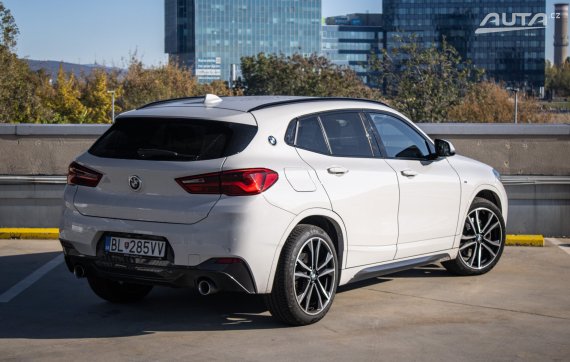 BMW X2 xDrive20d M Sport A/T, 140kW, A8, 5d. / AJ NA SPLÁTKY / PROTIÚČET / 2019 bílá