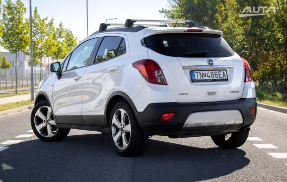 Opel Mokka 1.4 16V Turbo 4x4 S/S, 103 kW, M6, 5d. / AJ NA SPLÁTKY / PROTIÚČET / 2012 bílá