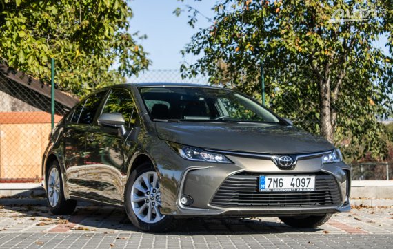 Toyota Corolla 92kW 2023 2023 zelená