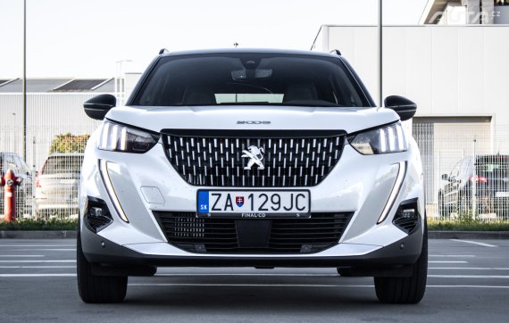 Peugeot 2008 1.5 BlueHDi GT-Line EAT8 2020 / AJ NA SPLÁTKY / PROTIÚČET 2020 bílá