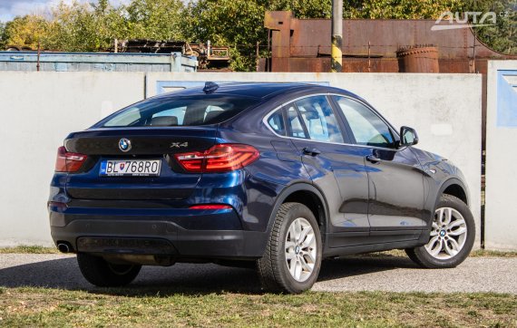 BMW X4 xDrive20d A/T, 140kW (2015) / AJ NA SPLÁTKY / PROTIÚČET / 2015 modrá