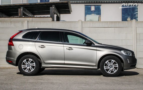 Volvo XC60 D4 2.0L Drive-E Geartronic, 140 kW, A8 / AJ NA SPLÁTKY / PROTIÚČET / 2015 zlatá metalíza