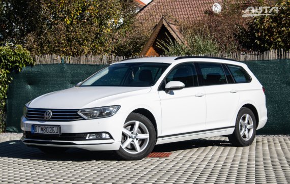 Volkswagen Passat Variant 2.0 TDI DSG, 110kW (2015) / AJ NA SPLÁTKY / PROTIÚČET /