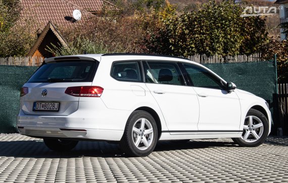Volkswagen Passat Variant 2.0 TDI DSG, 110kW (2015) / AJ NA SPLÁTKY / PROTIÚČET / 2015 bílá