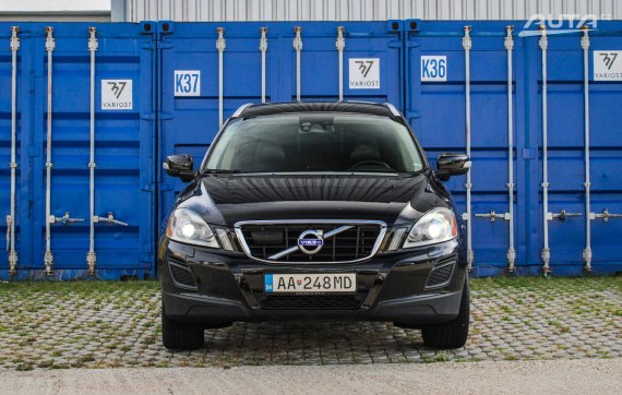 Volvo XC60 DRIVe Geartronic, 120 kW, A6, 5d. / AJ NA SPLÁTKY / PROTIÚČET / 2011 černá