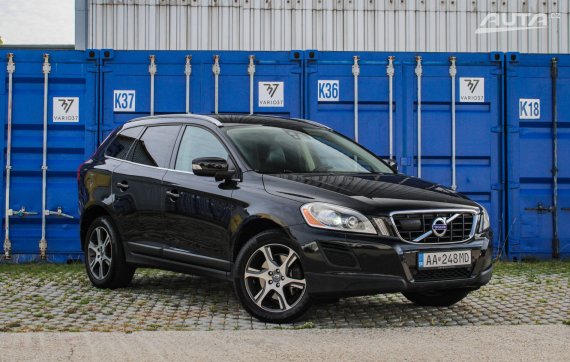 Volvo XC60 DRIVe Geartronic, 120 kW, A6, 5d. / AJ NA SPLÁTKY / PROTIÚČET / 2011 černá