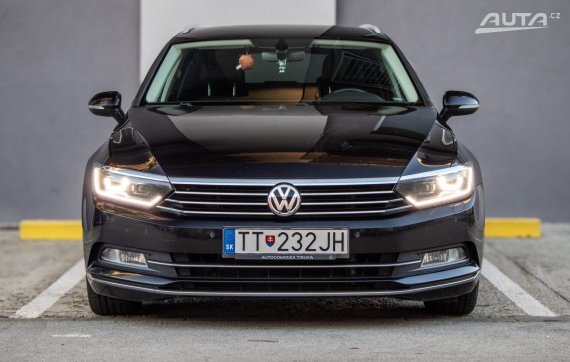 Volkswagen Passat Variant 2.0 TDI BMT Highline 110kW AT/6 2017 / AJ NA SPLÁTKY / PROTIÚČET 2017 černá