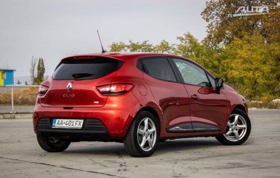Renault Clio Energy TCe 90 Generation, 66 kW, M5, 5d. / AJ NA SPLÁTKY / PROTIÚČET / 2021 červená