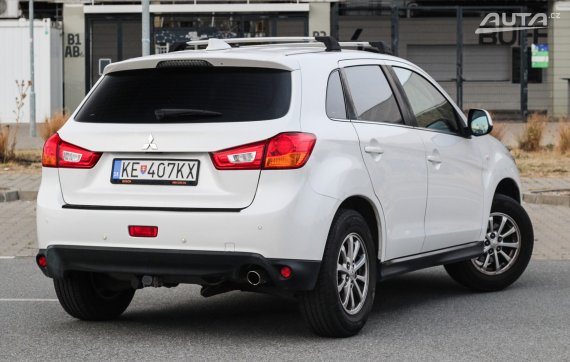 Mitsubishi ASX 1.6 MIVEC, 86kW (2017) / AJ NA SPLÁTKY / PROTIÚČET / 2017 bílá