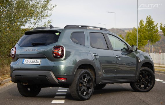 Dacia Duster 1.0 TCe LPG / V ZÁRUKE / 2023 zelená
