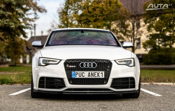Audi RS5 Quattro 331kW 2012 2012 bílá
