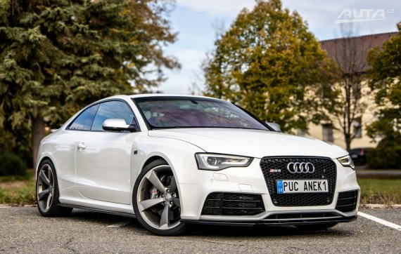 Audi RS5 Quattro 331kW 2012 2012 bílá