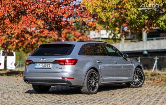 Audi A4 Avant 3.0 TDI Quattro 160kW AT/7 2018 / AJ NA SPLÁTKY / PROTIÚČET 2018 stříbrná metalíza