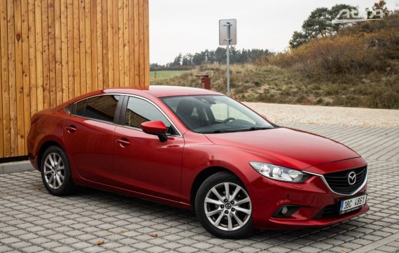 Mazda 6 2.2 Skyactiv-D A/T, 110kW (2015) 2015 červená