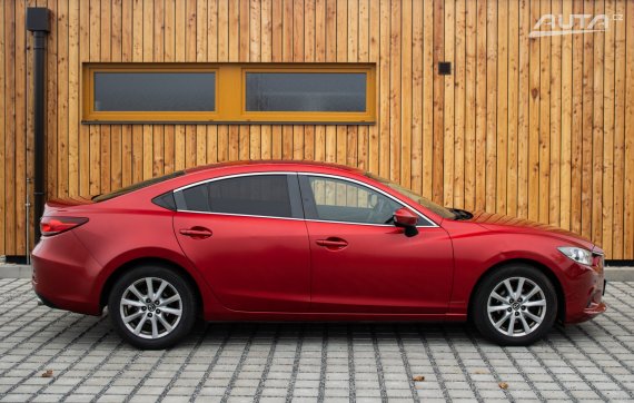 Mazda 6 2.2 Skyactiv-D A/T, 110kW (2015) 2015 červená