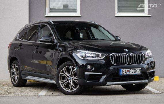 BMW X1 sDrive18d xLine A/T, 110kW (2016) / AJ NA SPLÁTKY / PROTIÚČET / 2016 černá