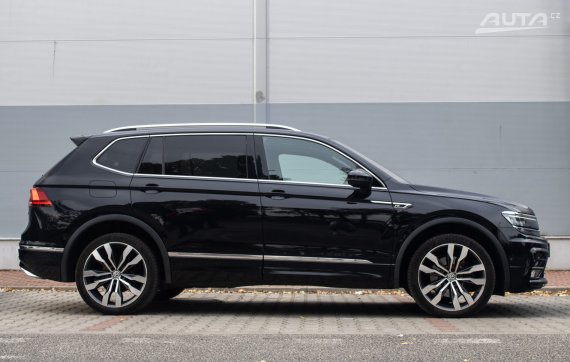 Volkswagen Tiguan Allspace 2.0 TDI R-Line 4MOTION DSG, 147kW (2021) / AJ NA SPLÁTKY / PROTIÚČET 2021 černá