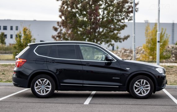 BMW X3 xDrive20d xLine Steptronic 135kW 2014 / AJ NA SPLÁTKY / PROTIÚČET 2014 černá