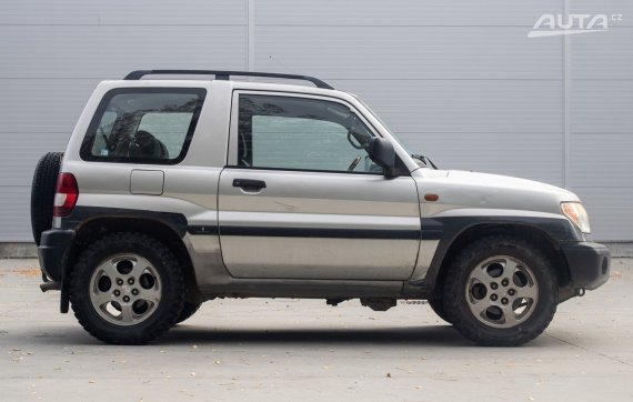Mitsubishi Pajero Pinin 2.0 GDI, 95kW (2001) / AJ NA SPLÁTKY / PROTIÚČET / 2001 stříbrná metalíza