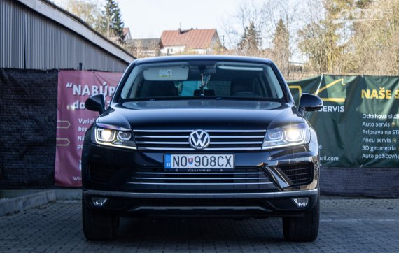 Volkswagen Touareg 3.0 V6 TDI BMT 4MOTION A/T, 150kW (2017) / AJ NA SPLÁTKY / PROTIÚČET / 2017 modrá