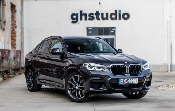 BMW X4 xDrive30d M Sport 210kW AT/8 2021 / AJ NA SPLÁTKY / PROTIÚČET 2021 šedá