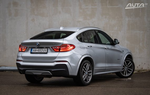 BMW X4 xDrive20d M Sport A/T, 140kW, A8 / AJ NA SPLÁTKY / PROTIÚČET / 2016 stříbrná metalíza
