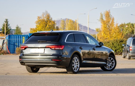Audi A4 Avant 2.0 TDI 190k quattro S tronic, 140kW, A7 / AJ NA SPLÁTKY / PROTIÚČET / 2017 šedá