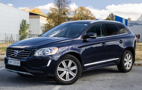 Volvo XC60 T6 Drive-E Geartronic AWD, 225kW (2016) / AJ NA SPLÁTKY / PROTIÚČET / 2016 modrá