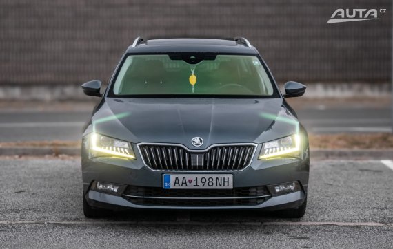 Škoda Superb Combi 2.0 TDI AT/7 110kW 2019 / AJ NA SPLÁTKY / PROTIÚČET 2019 šedá