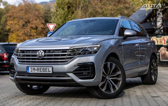 Volkswagen Touareg 3.0 V6 TDI SCR R-Line 210kW AT/8 2018 / AJ NA SPLÁTKY / PROTIÚČET 2018 - hlavní pohled