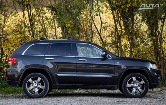 Jeep Grand Cherokee 3.0 CRD V6 Overland 4x4 A/T, 177kW (2011) / AJ NA SPLÁTKY / PROTIÚČET / 2011 šedá