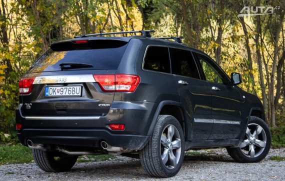 Jeep Grand Cherokee 3.0 CRD V6 Overland 4x4 A/T, 177kW (2011) / AJ NA SPLÁTKY / PROTIÚČET / 2011 šedá