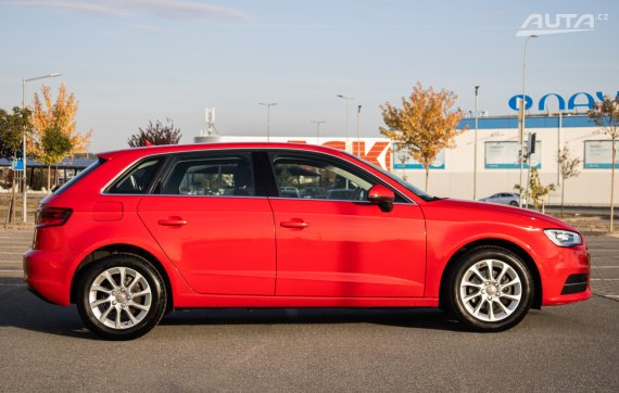 Audi A3 Sportback 1.2 TFSI, 81kW (2016) / AJ NA SPLÁTKY / PROTIÚČET / 2016 červená