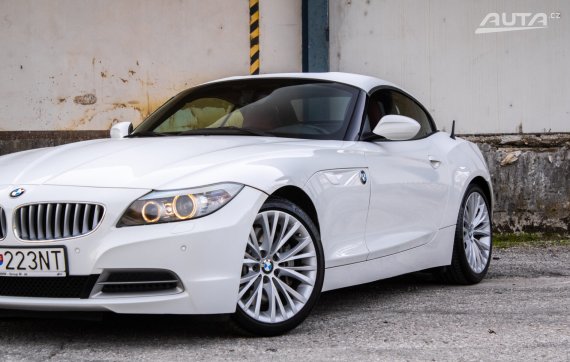 BMW Z4 Cabrio sDrive35i, 225kW, M6, 2d. / AJ NA SPLÁTKY / PROTIÚČET / 2010 bílá