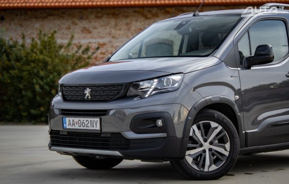 Peugeot Rifter 1.5 BlueHDi 130 GT Line, 96kW, M6, 5d. / AJ NA SPLÁTKY / PROTIÚČET / 2018 šedá