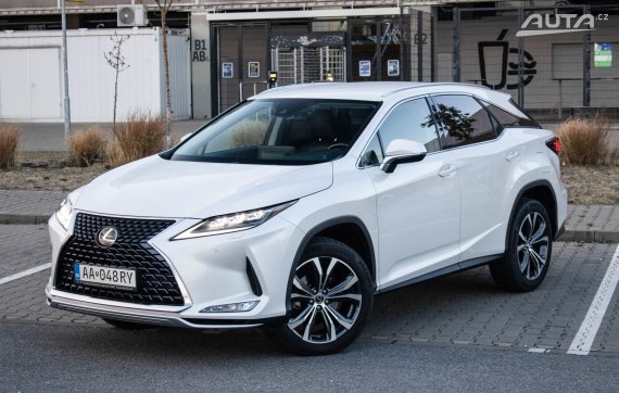 Lexus RX 300 4x4 A/T, 175kW (2022) / AJ NA SPLÁTKY / PROTIÚČET / 2022 - hlavní pohled