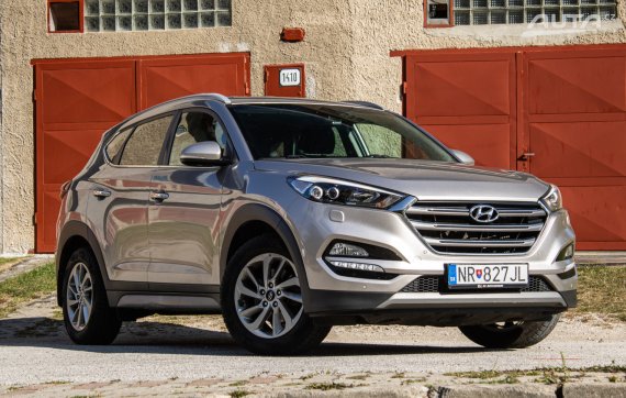 Hyundai Tucson 2.0 CRDi 4x4, 100kW (2018) / AJ NA SPLÁTKY / PROTIÚČET / 2018 stříbrná metalíza