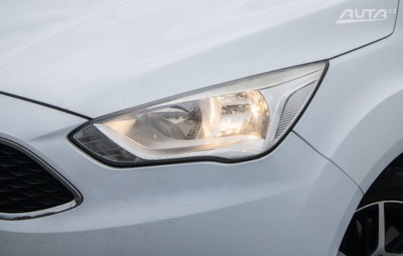 Ford Grand C-Max 2.0 TDCi A/T, 110kW (2015) / AJ NA SPLÁTKY / PROTIÚČET / 2015 bílá