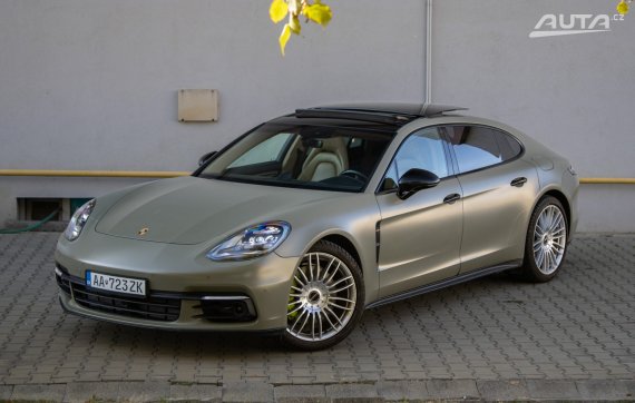 Porsche Panamera 4 E-Hybrid Executive Sport Chrono 4x4 A/T, 243kW, A8 / AJ NA SPLÁTKY / PROTIÚČET / 2018 - hlavní pohled