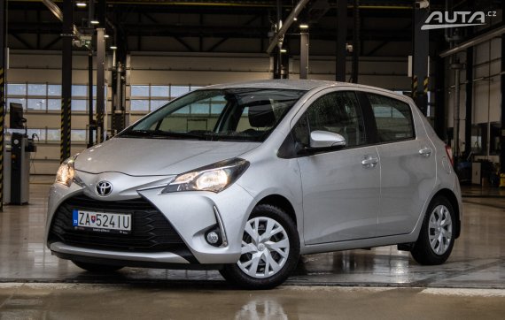 Toyota Yaris 1.5 VVT-iE Active, 82kW (2020) / AJ NA SPLÁTKY / PROTIÚČET / 2020 - hlavní pohled
