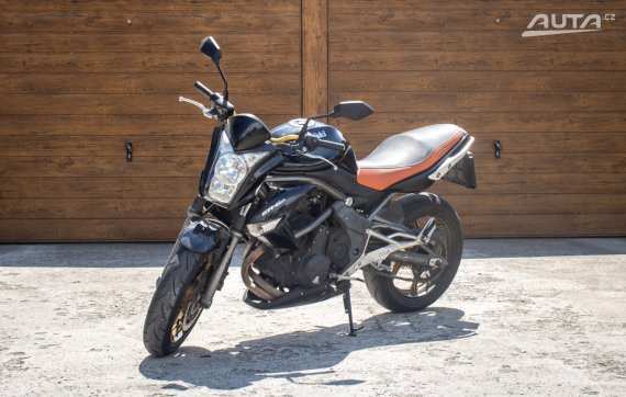 Kawasaki ER-6N 53kW 2009 - hlavní pohled