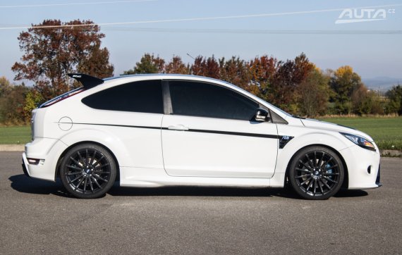 Ford Focus RS 224kW 2011 2011 bílá