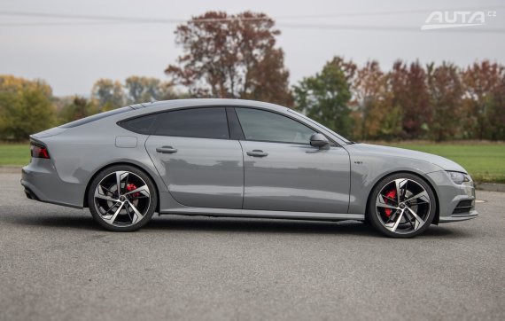 Audi A7 S-Line Quattro 240kW 2016 2016 šedá