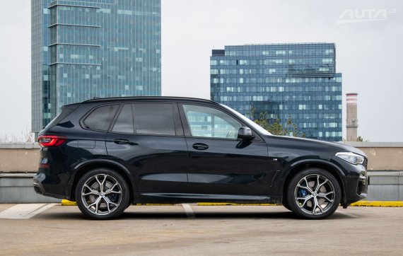 BMW X5 G05 xDrive30d mHEV M Sport/ 210kW / A8 / ZÁRUKA / AJ NA SPLÁTKY / PROTIÚČET 2020 černá