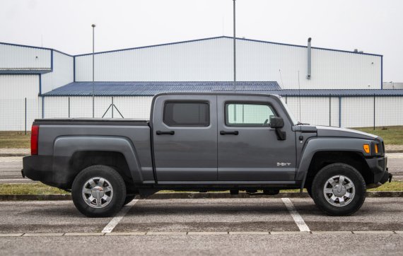 Hummer H3T 3.7 R5 2008 šedá