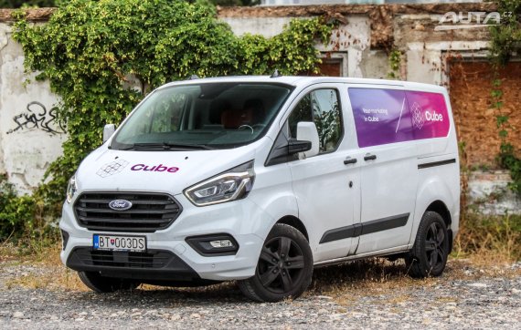 Ford Transit Custom 2.0 DCI 95kW AT/6 2021 / AJ NA SPLÁTKY / PROTIÚČET 2021 - hlavní pohled