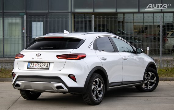 Kia XCeed 1.4 T-GDi Platinum / 103kW / A7 / ZÁRUKA / AJ NA SPLÁTKY / PROTIÚČET 2020 bílá