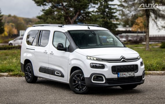 Citroën Berlingo 1.5 BlueHDi 130 Shine XL - 7-Miest / AJ NA SPLÁTKY / PROTIÚČET 2022 bílá