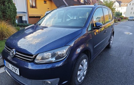 VW Touran - CNG 2011 - hlavní pohled